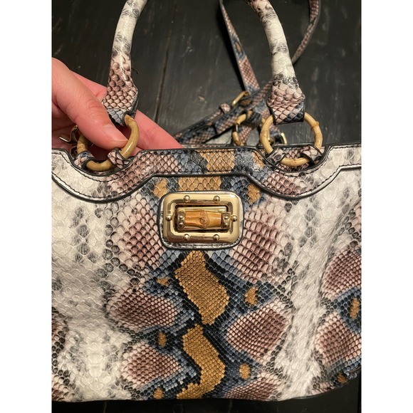 JustFab Womens Snakeskin Print Satchel Handbag Multi-Color Bamboo Detail - Picture 2 of 5